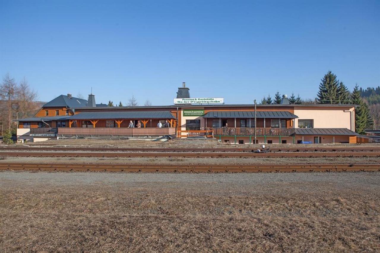 Pension An Der Erzgebirgsbahn โอเบอร์วีเซินธาล ภายนอก รูปภาพ